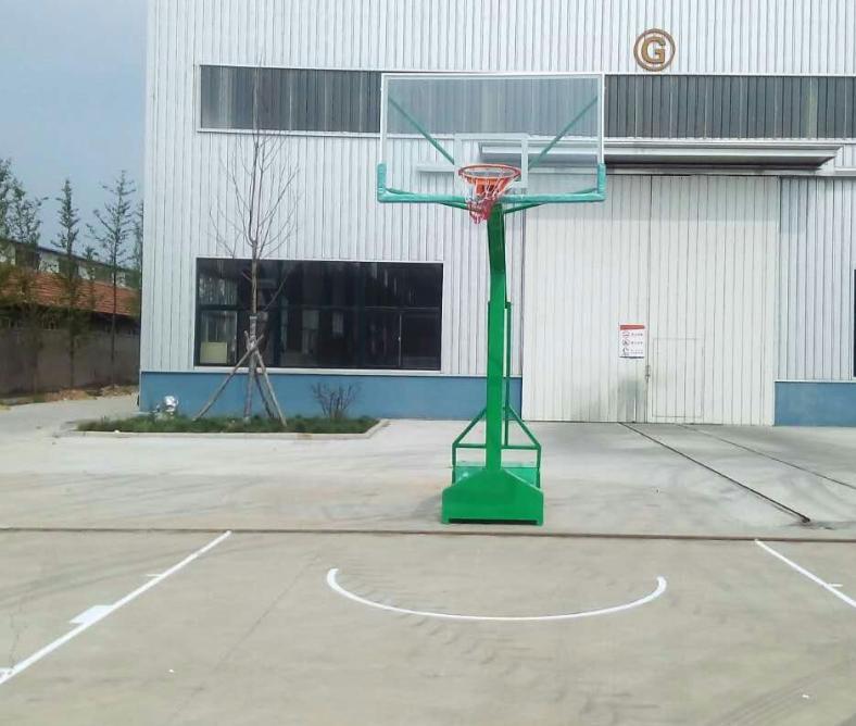 青島凱能環(huán)保公司新建籃球場(chǎng)正式投入使用